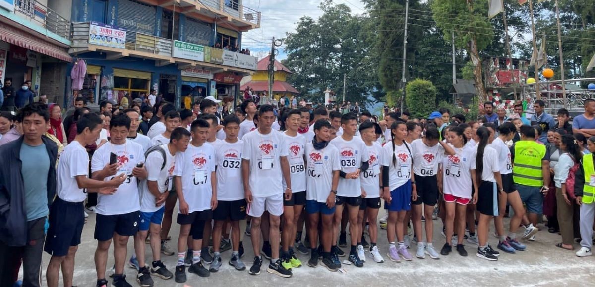 ताप्लेजुङमा अन्तराष्ट्रिय रेडपाण्डा ट्रेल म्याराथन प्रतियोगितामा सुरु, एक विदेशीसहित ५१ जना दौडमा