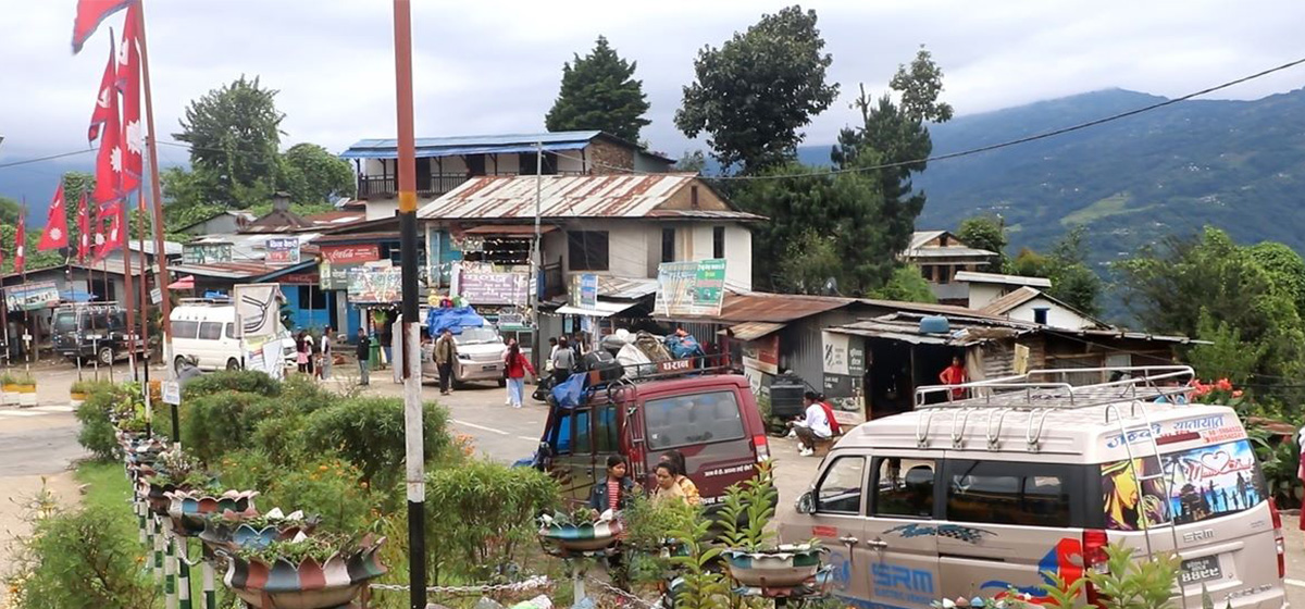 खुल्याे अवरुद्ध भोजपुर-लेगुवा सडक