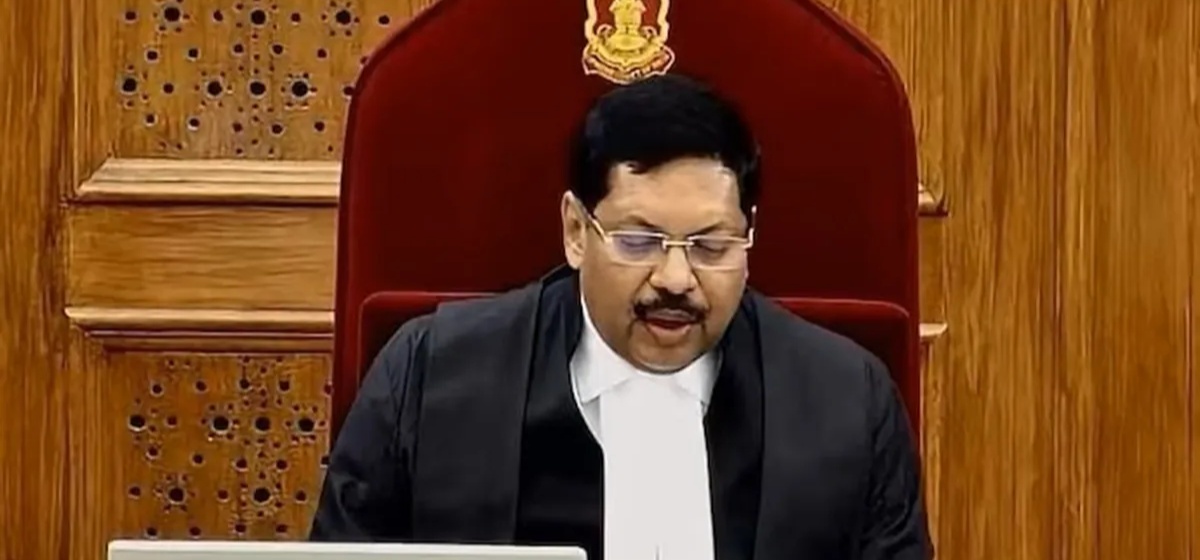 भारतका प्रधानन्यायाधीशमाथि आक्रमण प्रयास, वकिलद्वारा अदालतभित्रै जुत्ता प्रहार