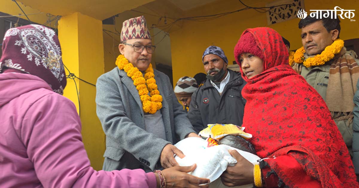 विपन्न सुत्केरी र गर्भवतीलाई लहानको ‘पोषण उपहार’