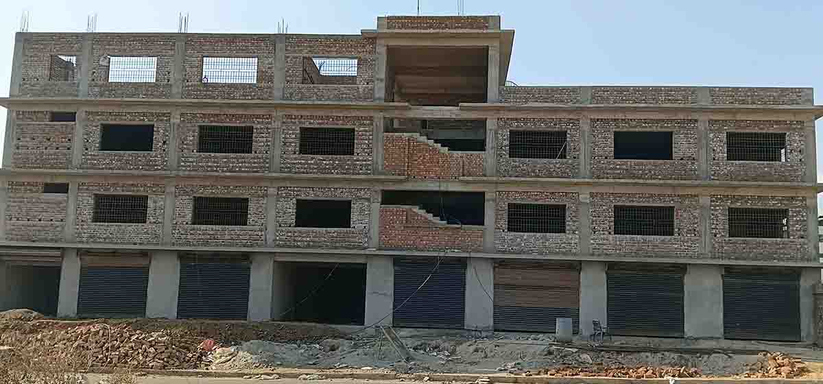 पौवादुङमाको प्रशासनिक भवन निर्माण अन्तिम चरणमा - nagariknews.nagariknetwork.com