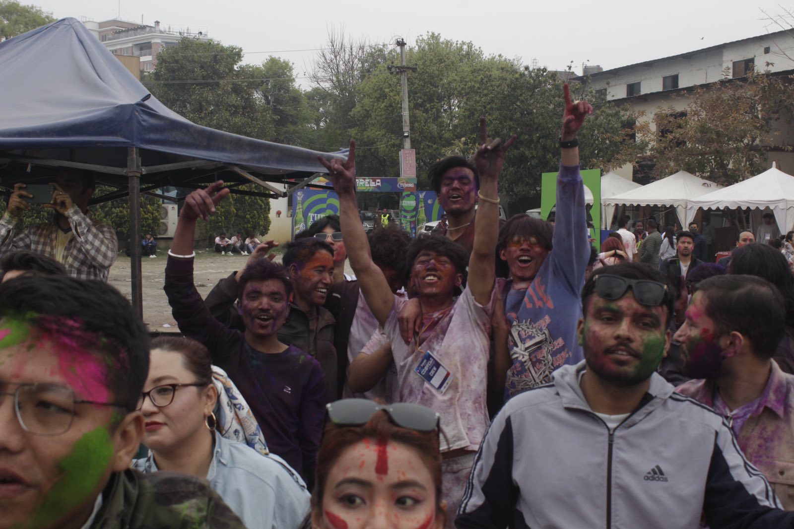 राजधानीमा रेडियो नागरिकको भव्य ‘कलरेल्ला’ होली