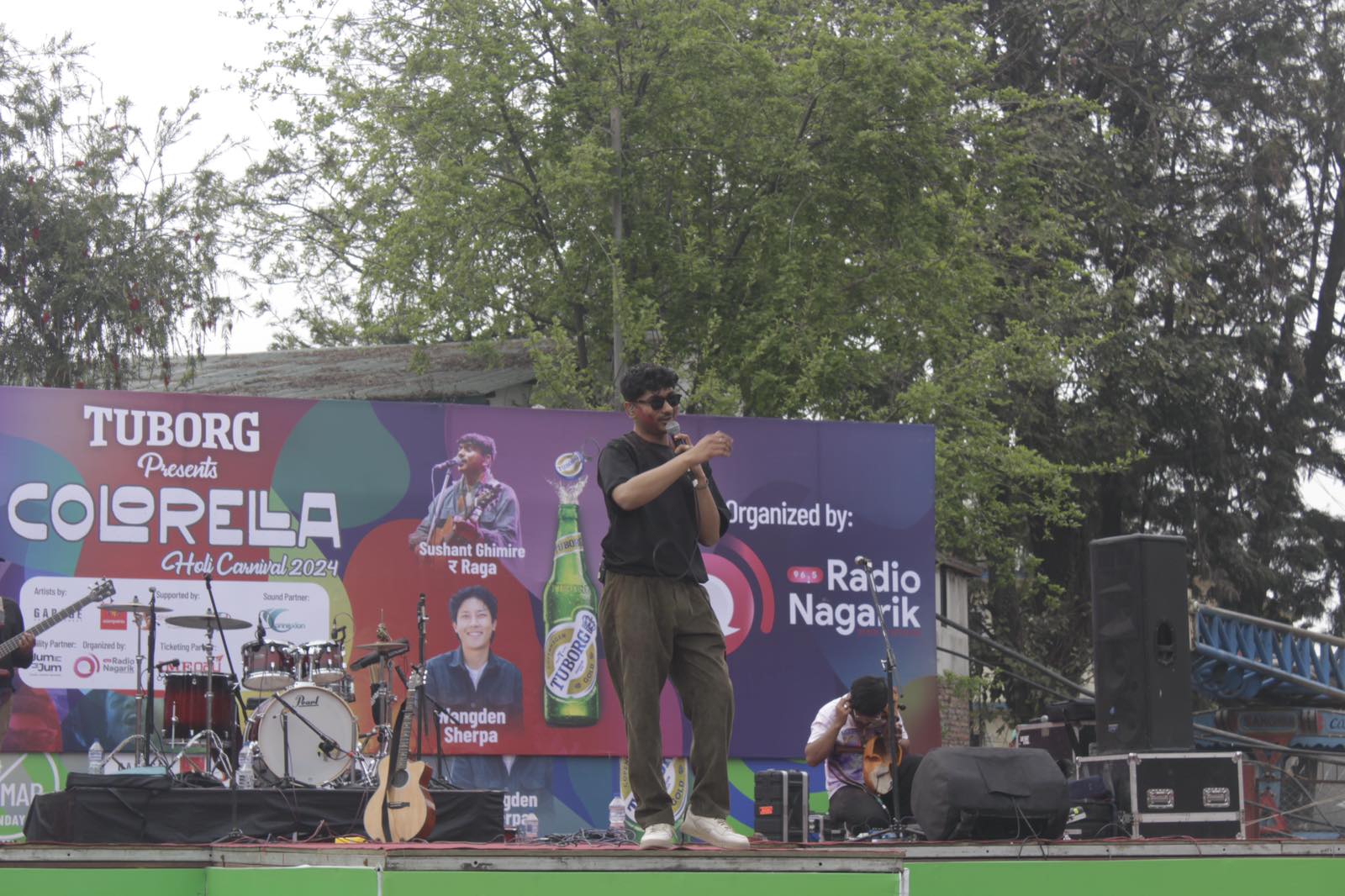 राजधानीमा रेडियो नागरिकको भव्य ‘कलरेल्ला’ होली