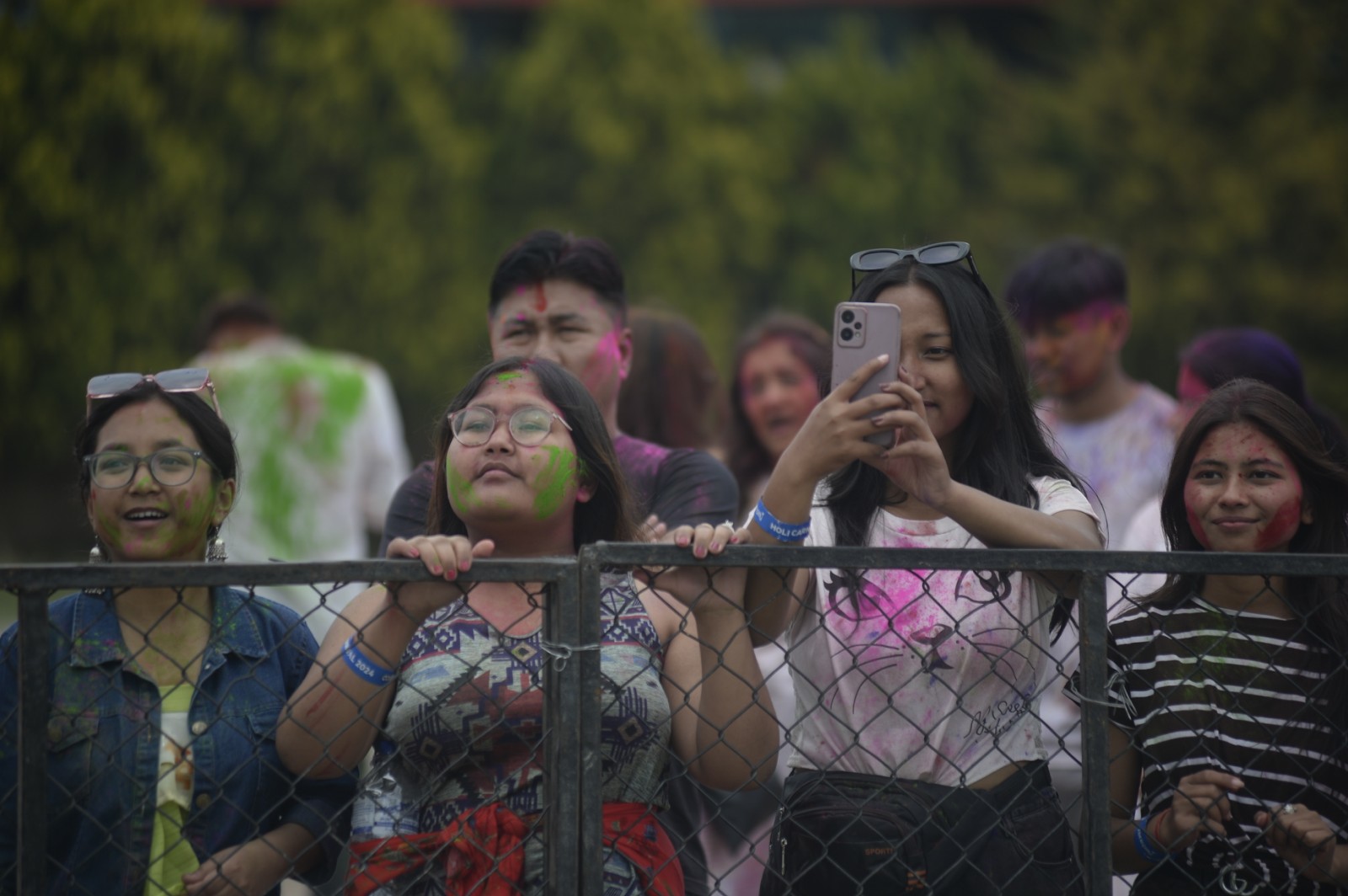 राजधानीमा रेडियो नागरिकको भव्य ‘कलरेल्ला’ होली