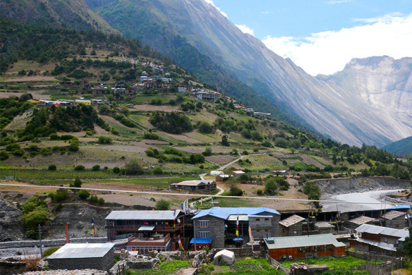 मनाङमा प्रत्यक्षतर्फ तीन चिन्हमा मतदान हुने