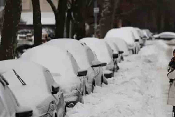 अमेरिकामा हिमआँधीको कहर, कम्तीमा १७ जनाको मृत्यु