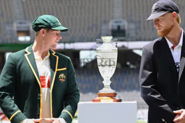 एसेज ‘बक्सिङ-डे’ क्रिकेट : अस्ट्रेलिया १५२ मै अलआउट, इग्ल्यान्ड पनि लड्खडायो