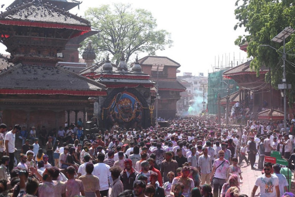 सार्वजनिक स्थानमा होली नखेल्न प्रशासनको आग्रह