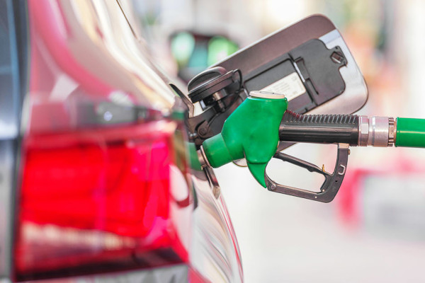 पेट्रोलको मूल्य बढ्यो, डिजेल र मट्टितेलको घट्यो