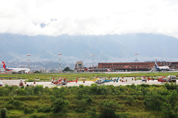 आन्तरिक उडानतर्फको इन्धन शुल्क घट्यो, भाडादर के होला ?