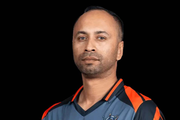 बिकेनन् शरद भेषवाकर