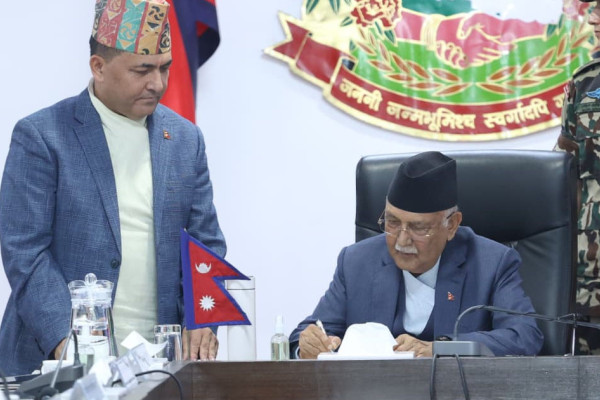 प्रधानमन्त्री र मन्त्रीहरुबीच कार्यसम्पादन सम्झौता (तस्बिरसहित)