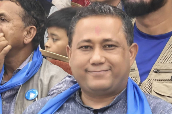 कुनै एक दलको स्पष्ट बहुमत नआएसम्म घोषणापत्र कार्यान्वयन हुँदैन: खनाल