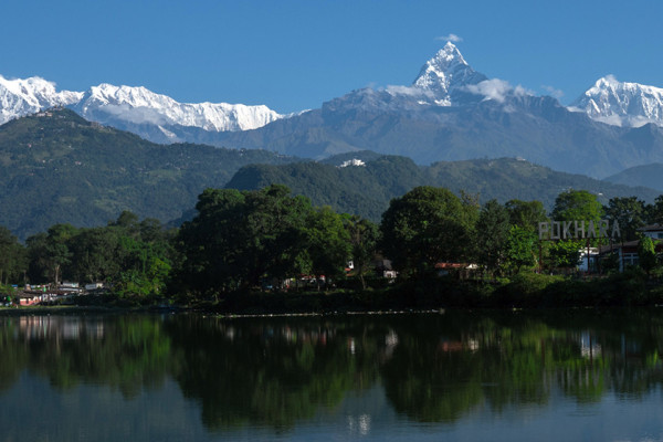 नजिकबाट माछापुच्छ्रे नियाल्न ‘हेम्जाकोट’