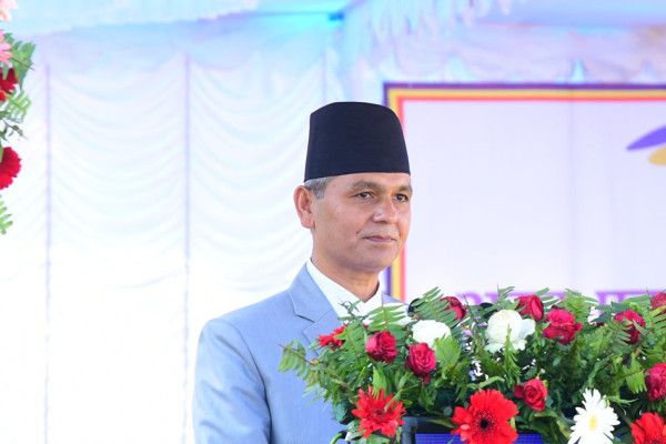 गृहमन्त्री भन्छन् : फागुन २१ मै निर्वाचन हुन्छ, सरकार कुनै हालतमा पछि हट्दैन