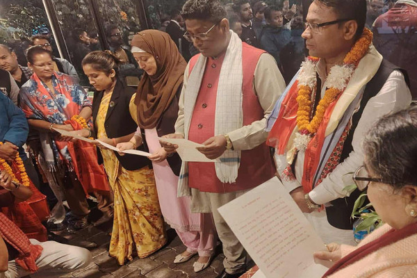 कटेजमा मुख्यमन्त्री नियुक्तिको चौतर्फी विरोध