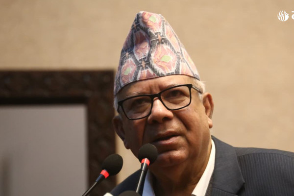 हाम्रो एकता देखेर कतिपयको ‘होस’ गुम्यो : माधव नेपाल