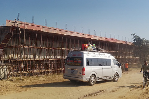 पूर्वपश्चिम राजमार्गको विकल्प बन्दै हुलाकी सडक