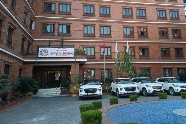 १८ भन्सार कार्यालयमा अनलाइन भ्यालुएसन डाटाबेस प्रणाली लागु