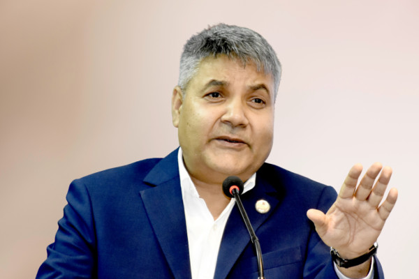 देश थप ठूलो संकटतर्फ गइरहेको एमाले नेता बास्कोटाको चेतावनी