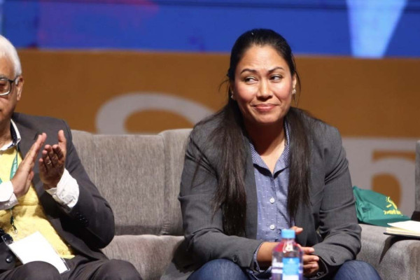 सुमना श्रेष्ठद्वारा चुनाव नलड्ने घोषणा