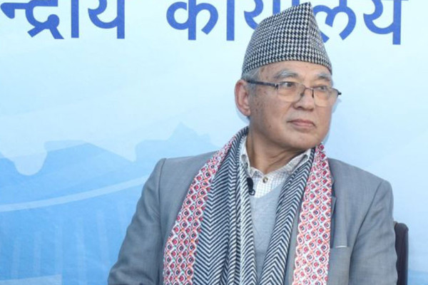 बादल भन्छन्: एमालेलाई लक्षित गरी ‘फुटाऊ र शासन गर’ नीति लिइँदैछ, सचेत रहौँ