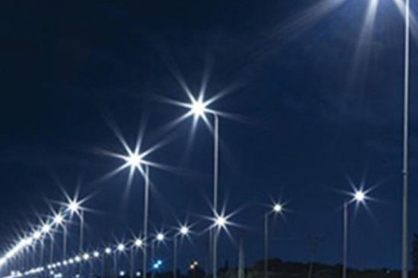 टोखाभित्रका मुख्य सडकमा ‘स्मार्ट सडक बत्ती’