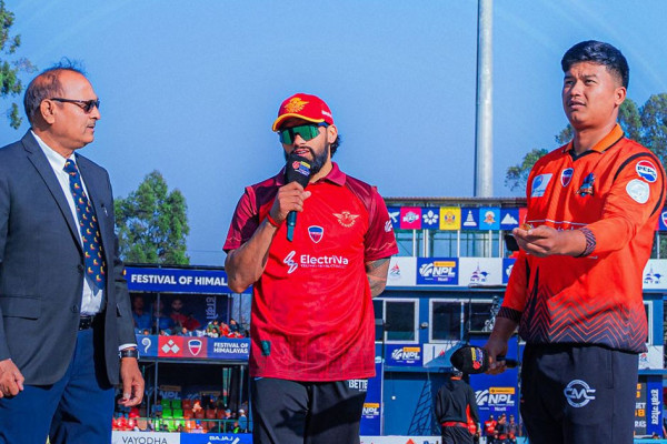 प्रतिष्ठाको लडाइँ: चितवनले टस जितेर ब्याटिङ रोज्यो