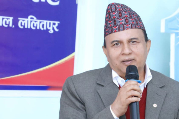 एमालेमा शंकर पोखरेलको प्रस्ताव: प्रतिस्पर्धा नगरी ओली कै नेतृत्वमा पार्टीलाई अघि बढाऔँ