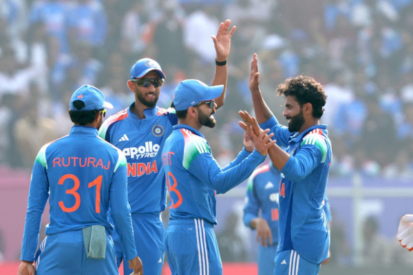 जैसवालको सानदार शतकमा भारतद्वारा दक्षिण अफ्रिका ९ विकेटले पराजित