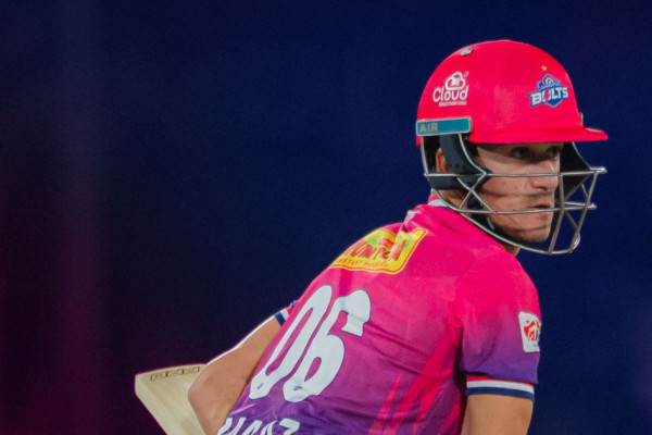 जनकपुरको १० ओभर: ४ विकेट गुमाएर ४२ रन