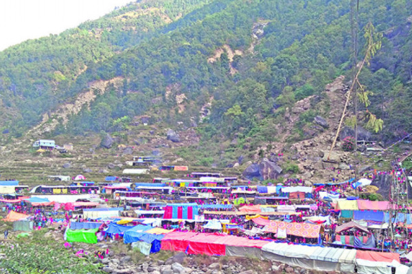 दुप्चेश्वर मन्दिरमा लागेको जात्रामा १३ लाख भेटी सङ्कलन