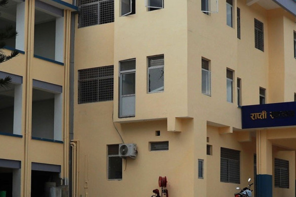 अन्यौलमा राप्ती स्वास्थ्य विज्ञान प्रतिष्ठान: उपकुलपति छैनन, निमित्त पनि चयन भएन