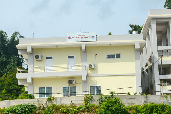 थर्पु अस्पतालमा आँखा उपचार सेवा सुरु हुने