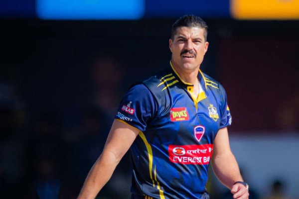 सुदूरपश्चिमलाई सुरुवाती झड्का, मार्चन्टले लिए विकेट