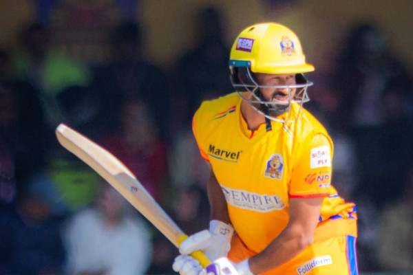 पावर प्ले: सुदूरपश्चिमले बनायो एक विकेटको क्षतिमा ४२ रन