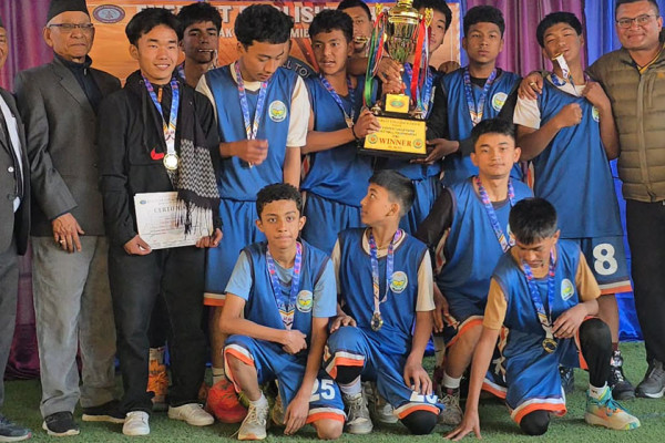 उपत्यकाव्यापी बास्केटबलको उपाधि एंगल लर्डलाई