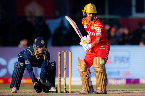 १० ओभर सकिँदा लुम्बिनीको ६९ रन, रोहित र सर्टको बलियो साझेदारी