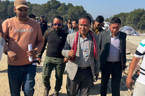 मनमत-कलैया-मटिरवा सडक तत्काल सम्पन्न गर्न स्थानीयको माग