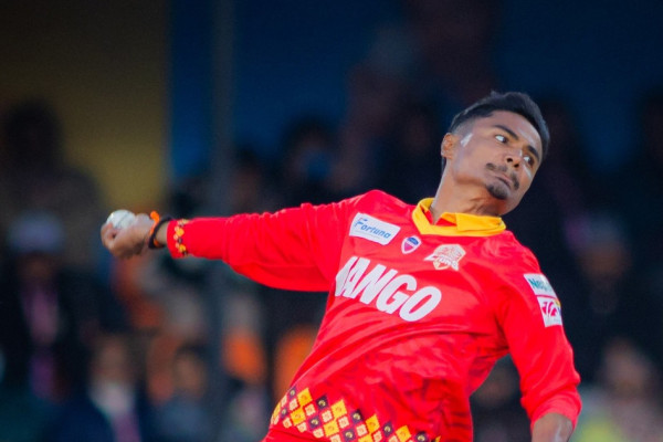 एनपिएल फाइनल: रोहितले लिए ‘ह्याट्रिक’ विकेट, सुदूरको ब्याटिङ ध्वस्त