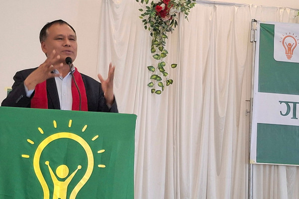 जनताको चाहना अनुसार काम गरे मुलुक छिट्टै समृद्ध हुन्छ: घिसिङ