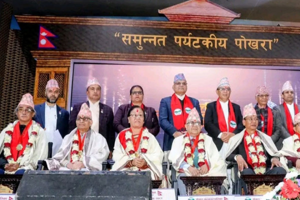 स्थापना दिवसमा महानगरले ९ जनालाई गर्‍यो पोखरा रत्न सम्मान