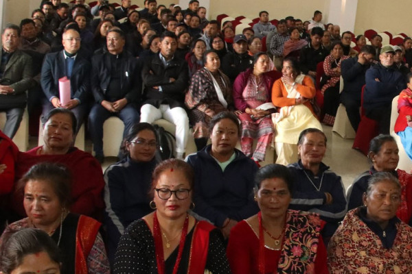 भक्तपुर नगरभित्र शिशु स्याहारदेखि विश्वविद्यालयसम्म!