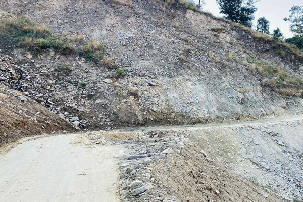 दब्ल्याङको पहिरो नियन्त्रण गर्न सुरु