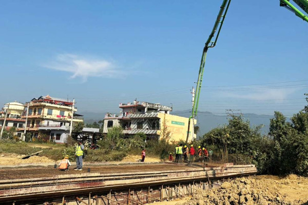 बुटवल–गोरुसिङ्गे सडक आयोजनाः नदीजन्य सामग्री अभावले काम प्रभावित