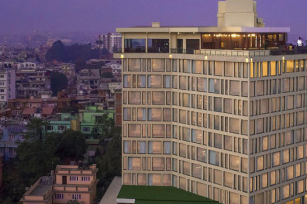 सुविधा सम्पन्न होटल धमाधम थपिँदै