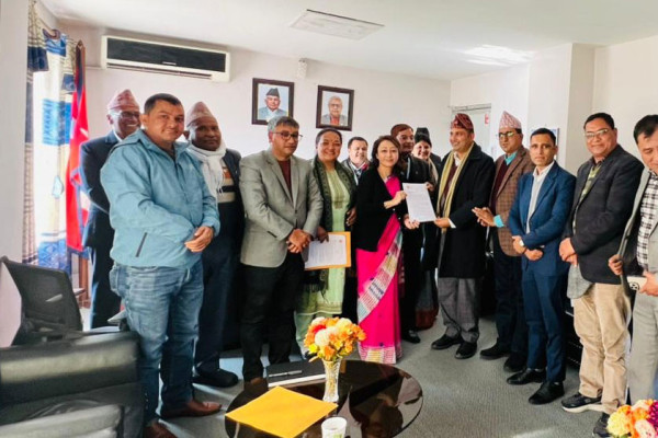 कार्यमैत्री वातावरणको माग गर्दै गैरसरकारी संस्थाले सरकारलाई बुझायो १० बुँदे माग पत्र