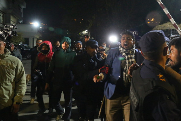 ‘चुनाव धोका हो’ भन्दै निर्वाचन आयोगभित्रै ‘जेन-जी’ को नाराबाजी