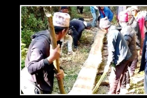जनश्रमदानबाटै खोला तर्न साँघु निर्माण