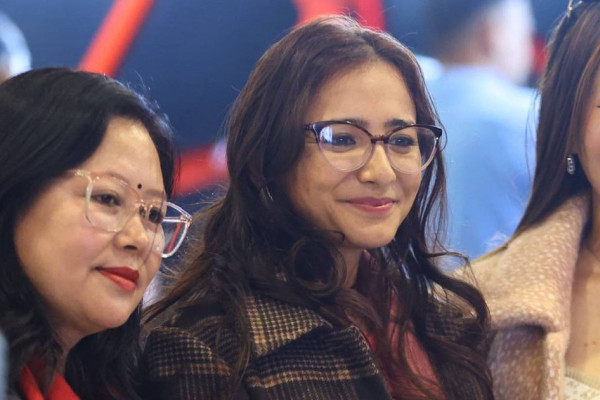 तपाईं इमानदार हुनुहुन्छ भने राजनीति गर्न सक्षम हुनुहुन्छ: तोसिमा